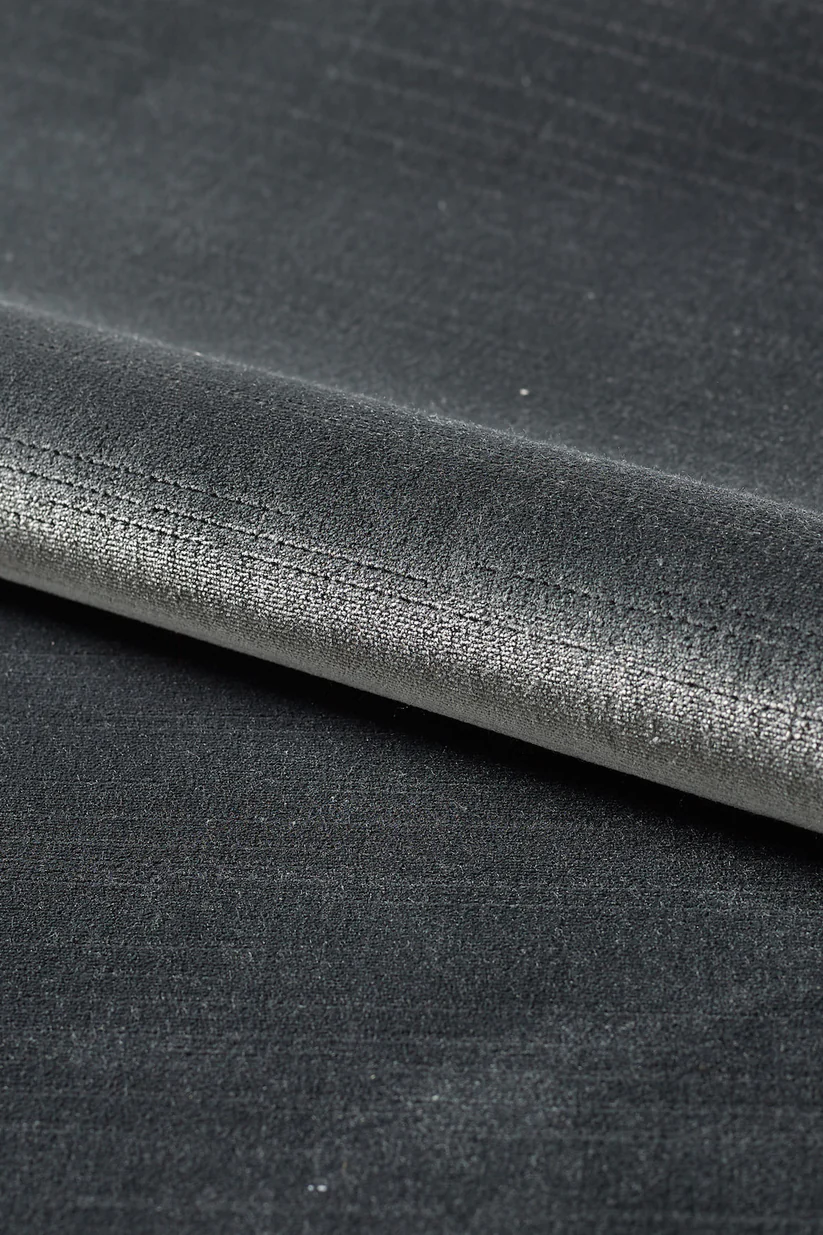 Timeless Black - Premium Halı - LN200 - Görsel 3